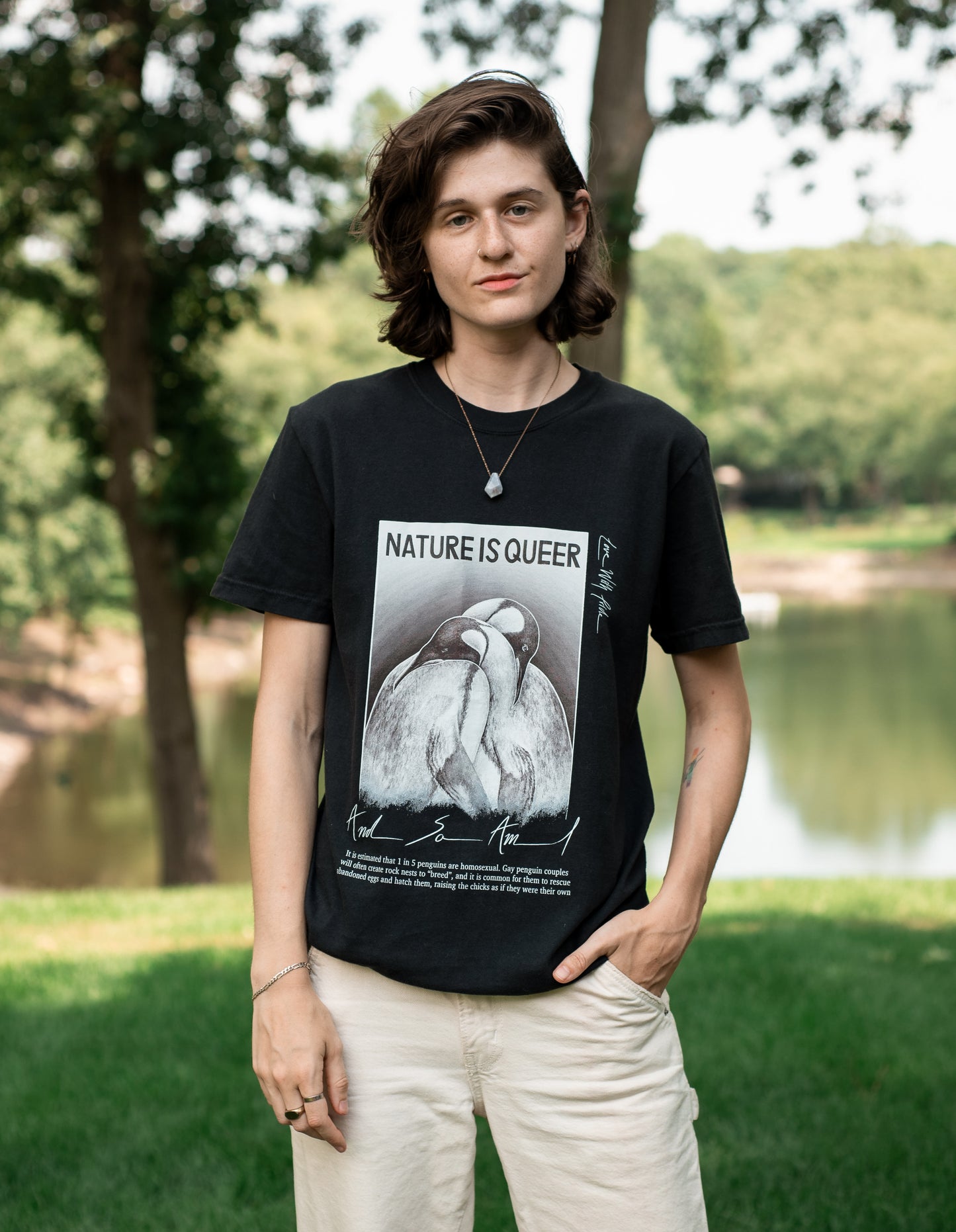 Gay Penguins | T-Shirt